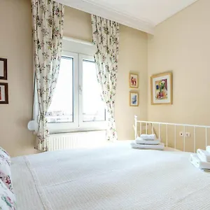 https://house-of-the-rising-sun.hotels-of-thessaloniki.com
