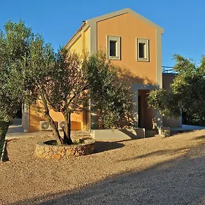 https://elaia-villas-minia.kefaloniahotels.net
