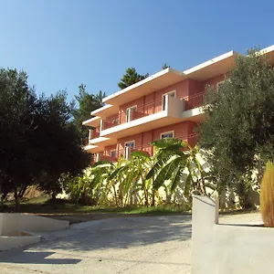 https://anna-studios-lourdata.kefaloniahotels.net